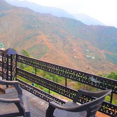 דרמסאלה Hotel Varuni Mcleodganj מראה חיצוני תמונה