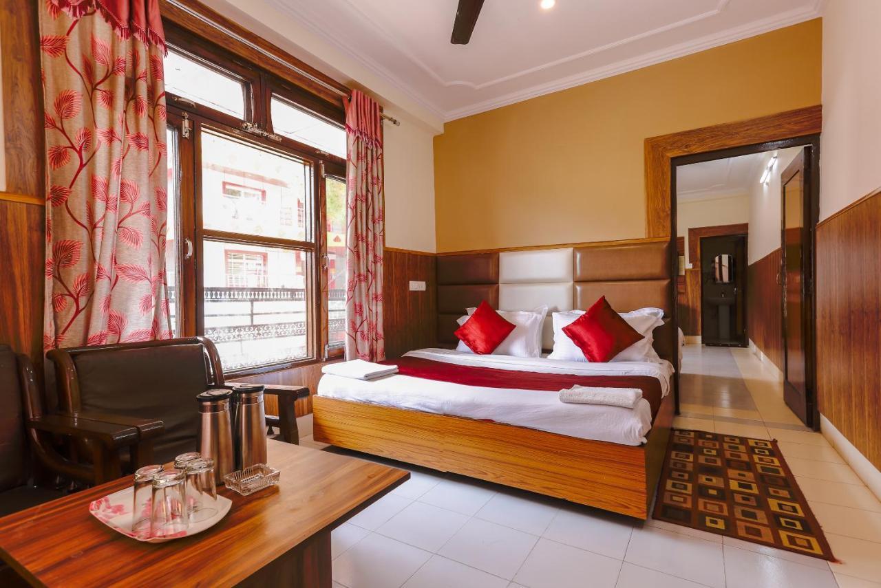 דרמסאלה Hotel Varuni Mcleodganj מראה חיצוני תמונה
