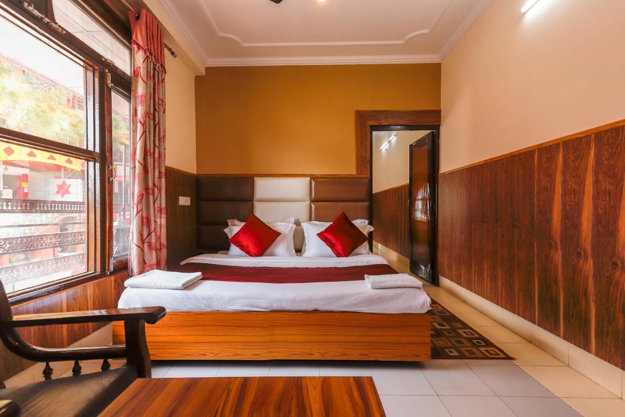 דרמסאלה Hotel Varuni Mcleodganj מראה חיצוני תמונה