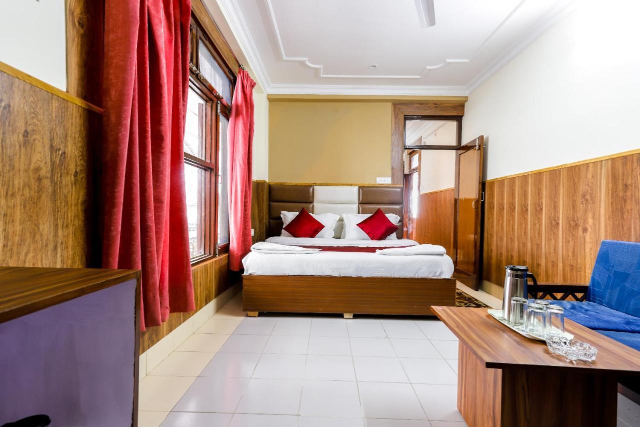 דרמסאלה Hotel Varuni Mcleodganj מראה חיצוני תמונה