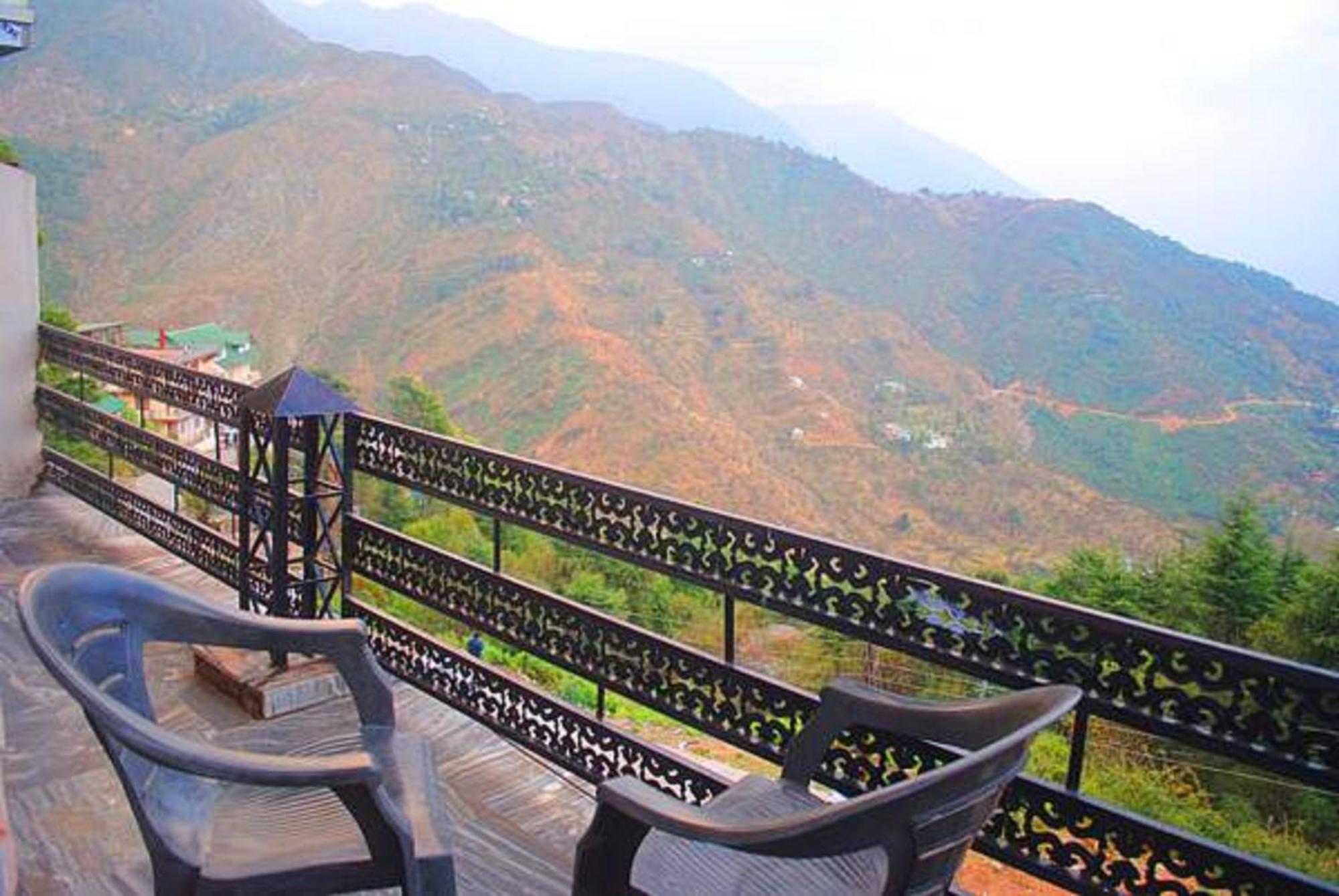 דרמסאלה Hotel Varuni Mcleodganj מראה חיצוני תמונה