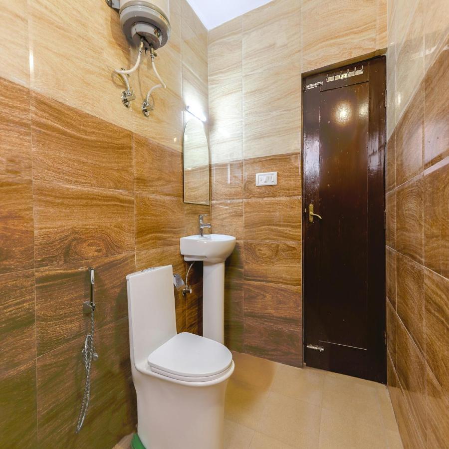 דרמסאלה Hotel Varuni Mcleodganj מראה חיצוני תמונה