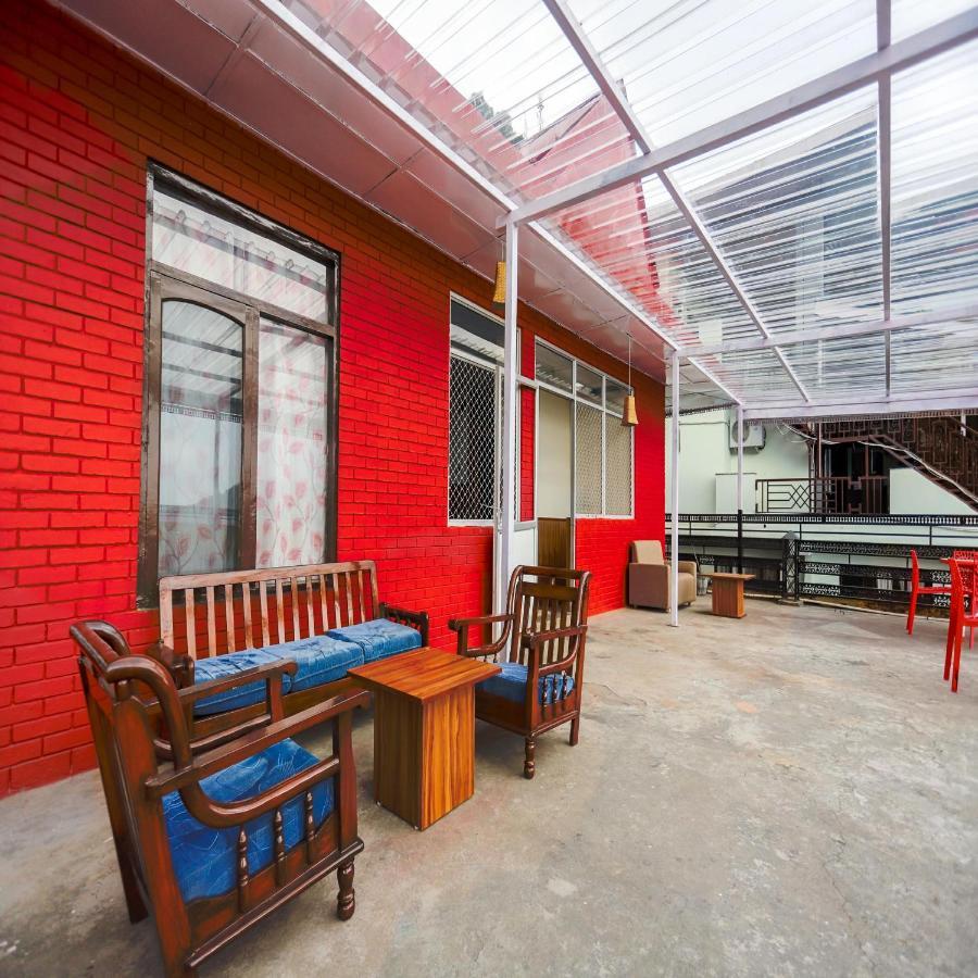 דרמסאלה Hotel Varuni Mcleodganj מראה חיצוני תמונה