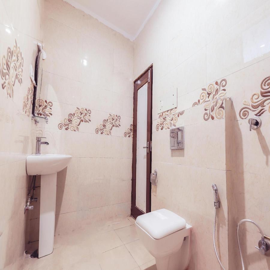 דרמסאלה Hotel Varuni Mcleodganj מראה חיצוני תמונה